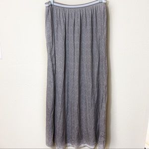 Old navy maxi skirt
